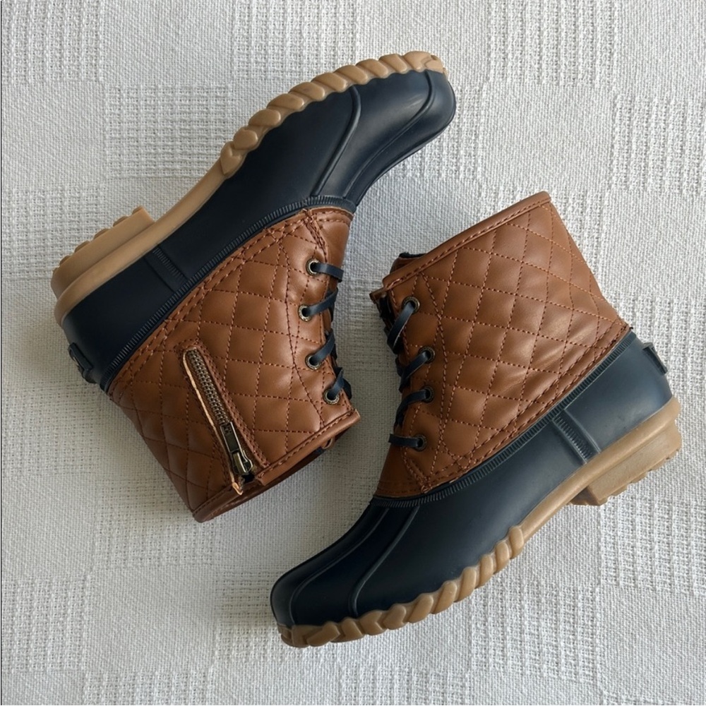 Women’s Nautica Duck boots 
size 7